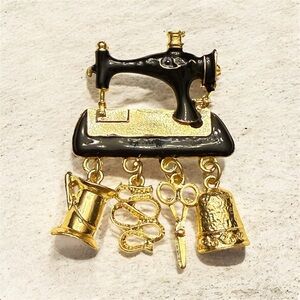 Sewing Machine Brooch Gold Tone Enamel Scissors Thimble Seamstress Pin